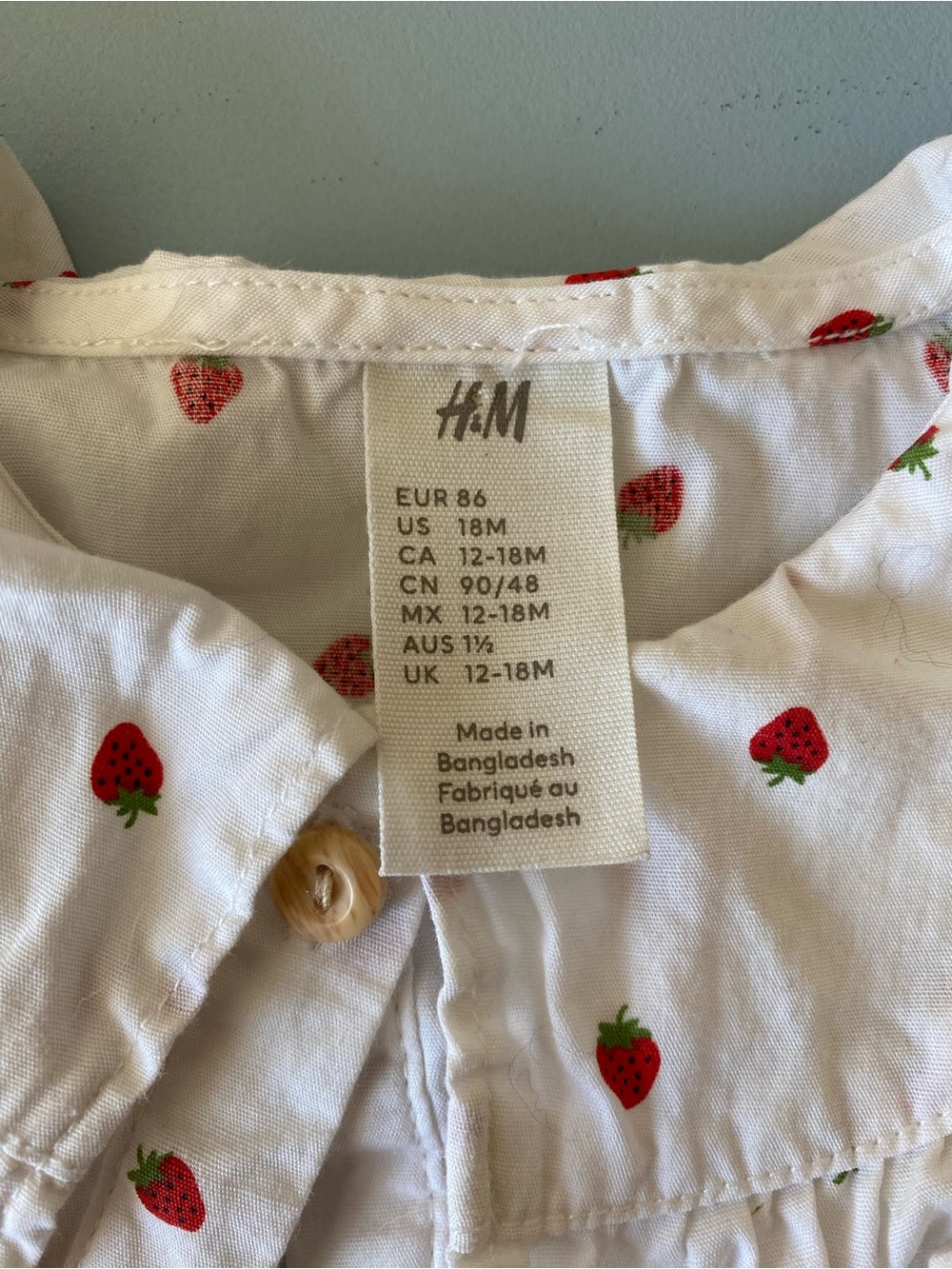 H&M 18m Peter Pan Collar Toddler Button Down Shirt with Red Strawberry Print